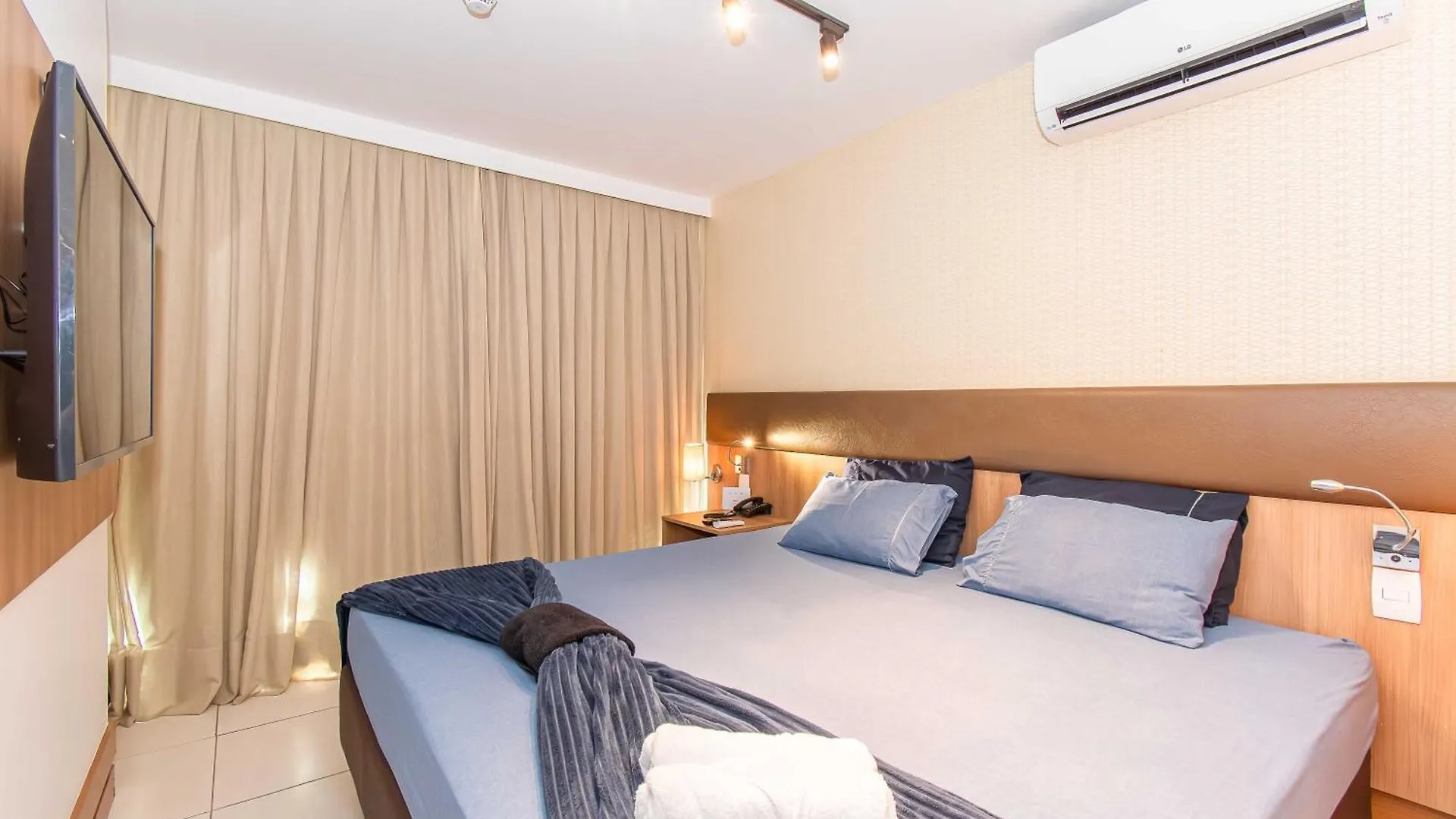 Apartamento No Athos Bulcao Centro De برازيليا البرازيل