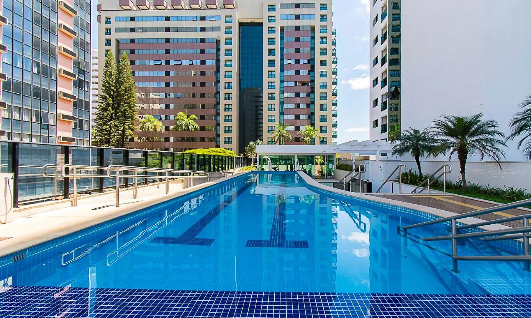 Apartamento No Athos Bulcao Centro De برازيليا